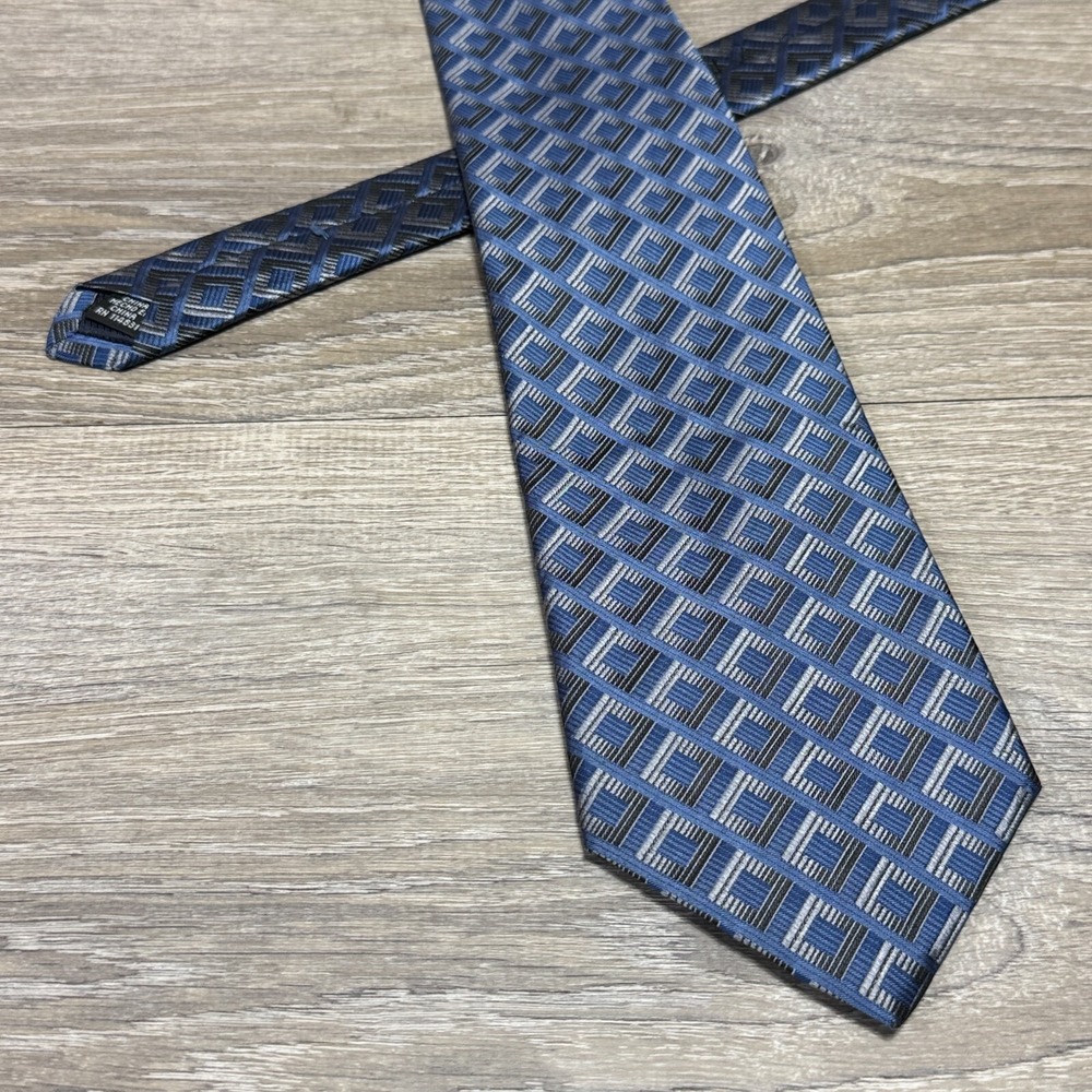 Paul Dione Handmade‎ Luxury 100% Silk Neck Tie Blue Black Silver Squares